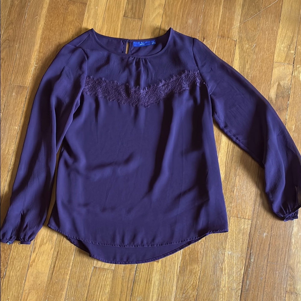 Apt. 9 Blouse with Lace Detail & Sheer Sleeves
